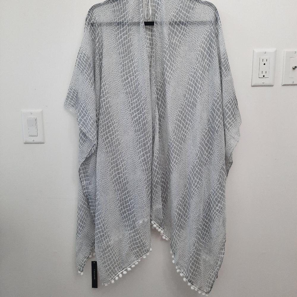 NWT Tahari Shawl Kimono Cardigan Cover up Layering Sheer